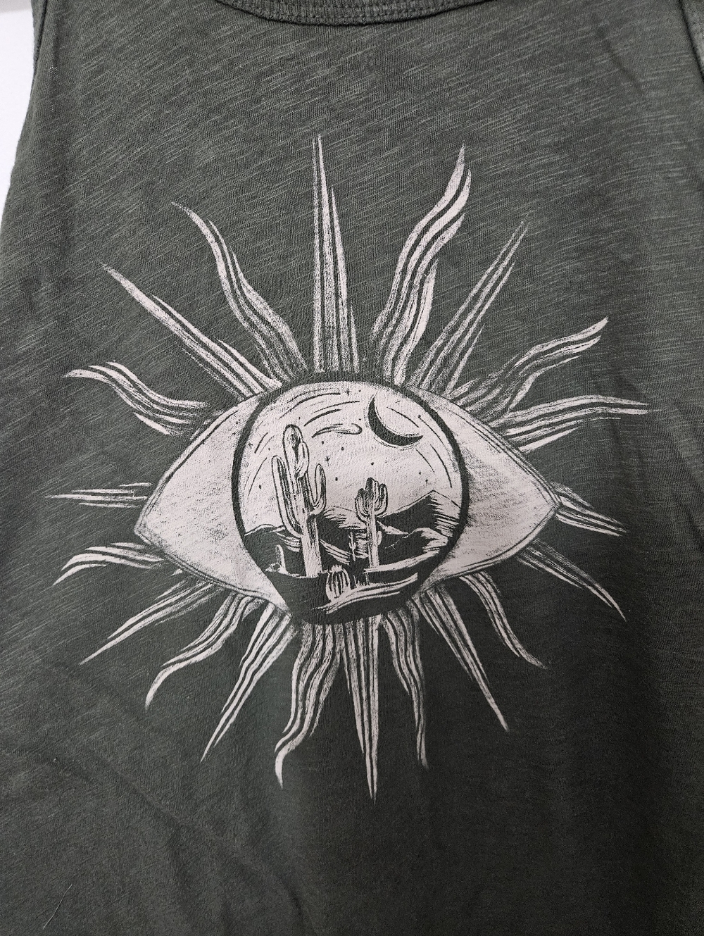 Torrid Heritage Slub Jersey Olive Graphic Sun & Moon Tank Top Size 14-16‎ Boho - Picture 3 of 6